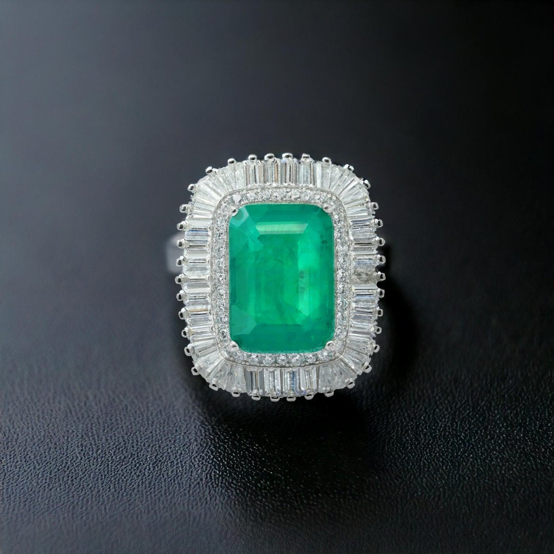 Sparkling Emerald Cocktail Silver Ring