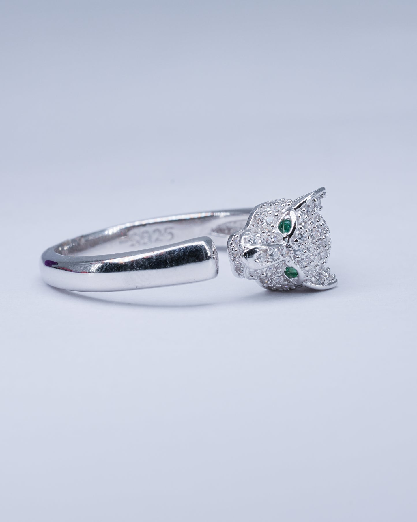 Jaguar Open Silver Ring