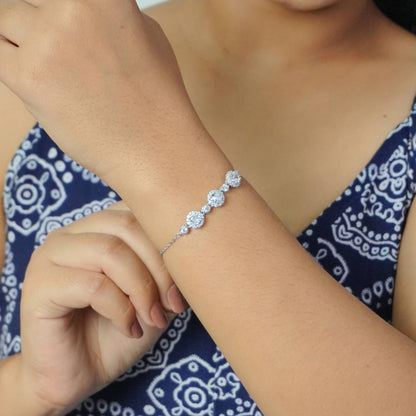 Sparkling Round Halo Zirconia Silver Bracelet