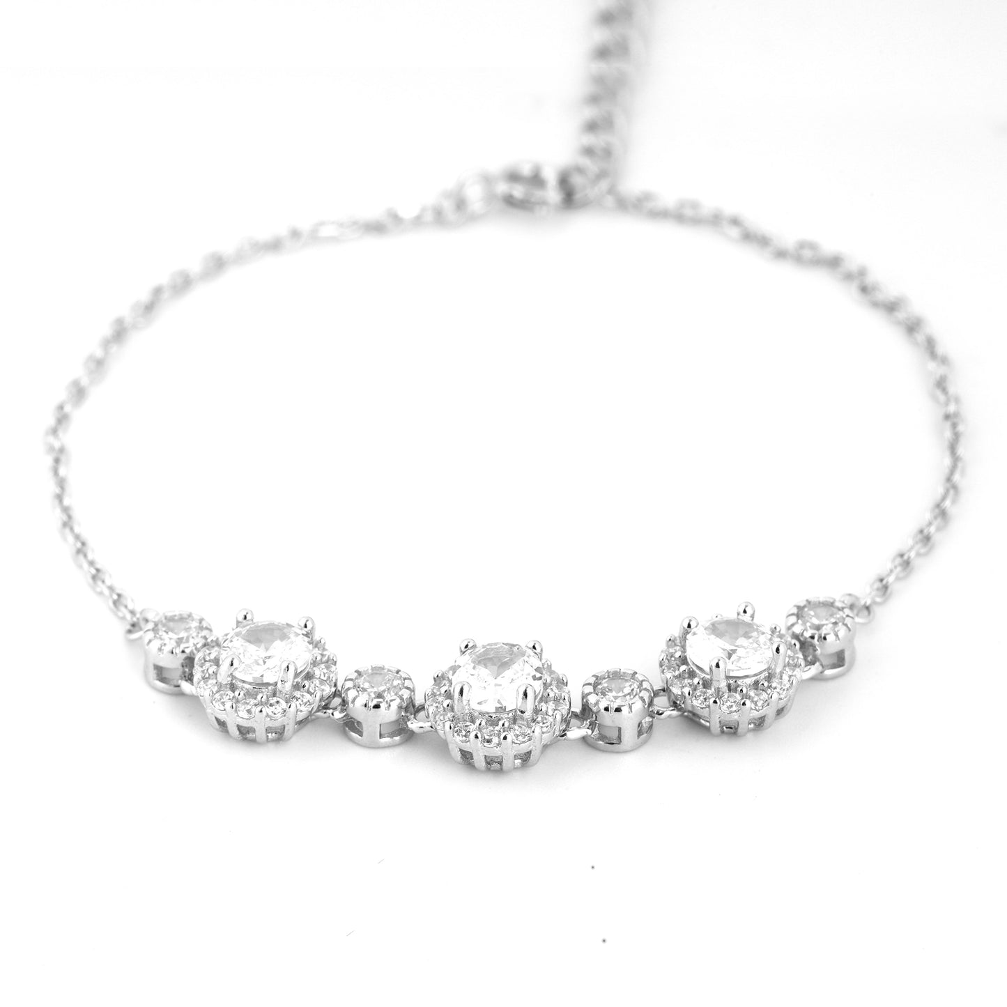 Sparkling Round Halo Zirconia Silver Bracelet