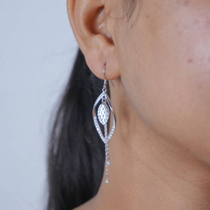 Silver Falling Dew Diamond Cut Earring