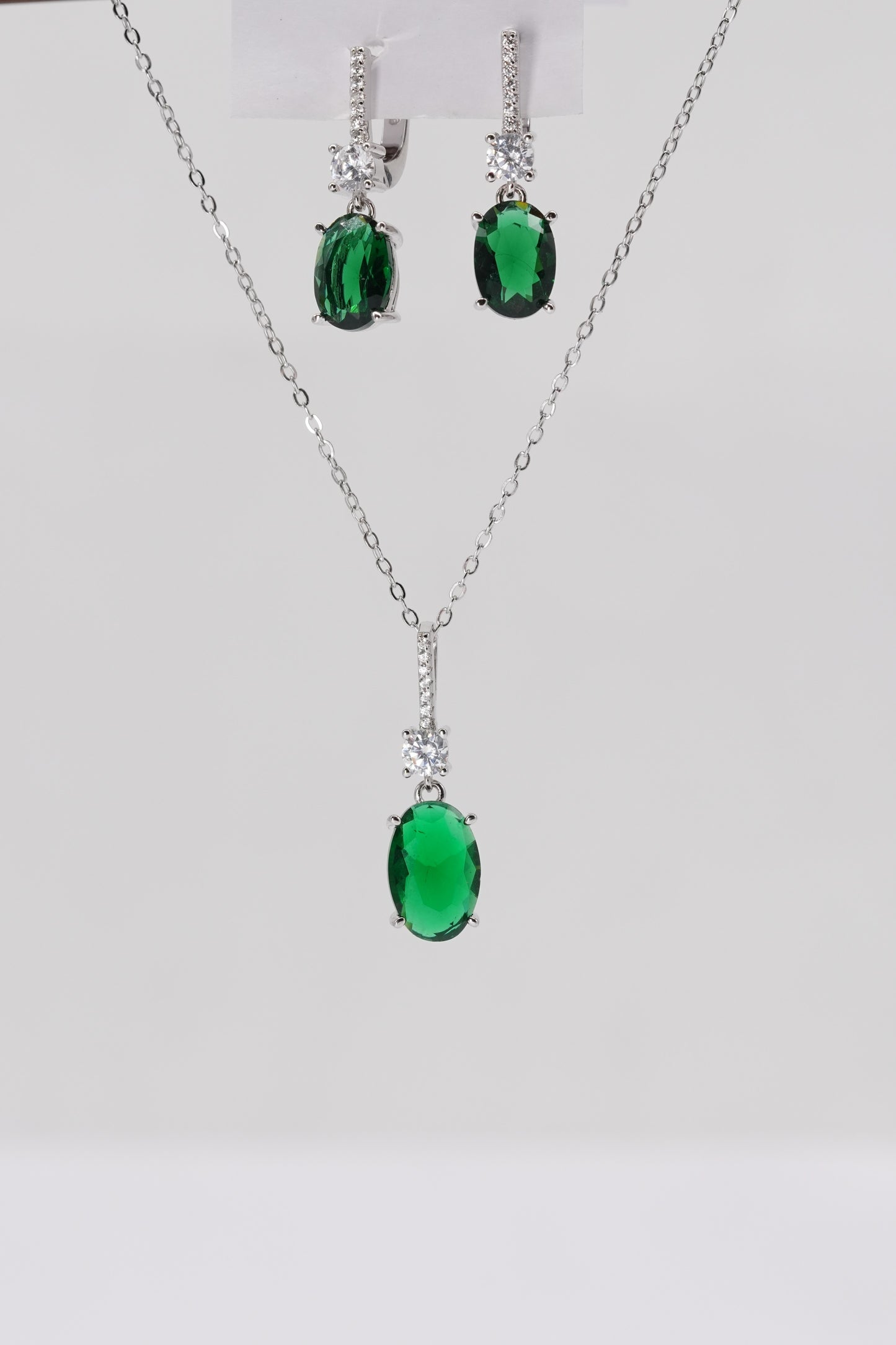 Silver Oval Cut Emerald Earring & Pendant Chain Set