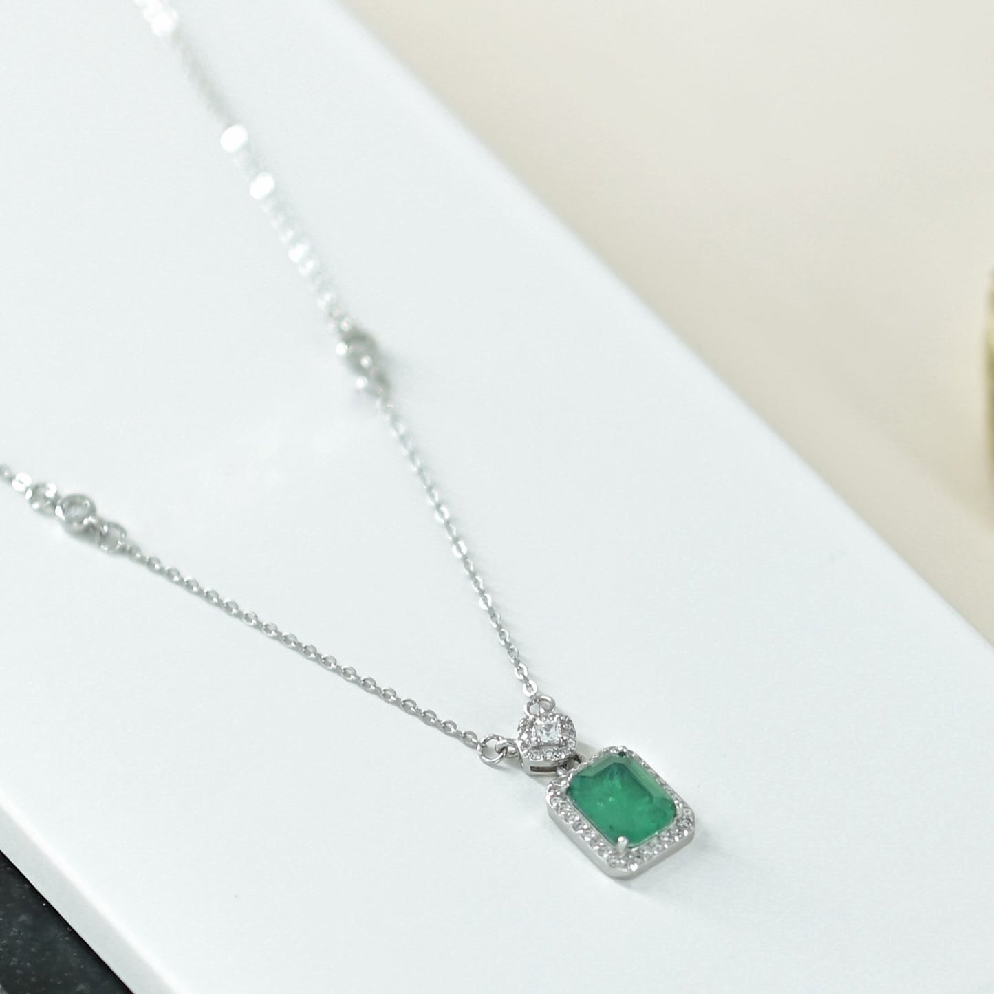 Silver Evergreen Emerald Station Necklace