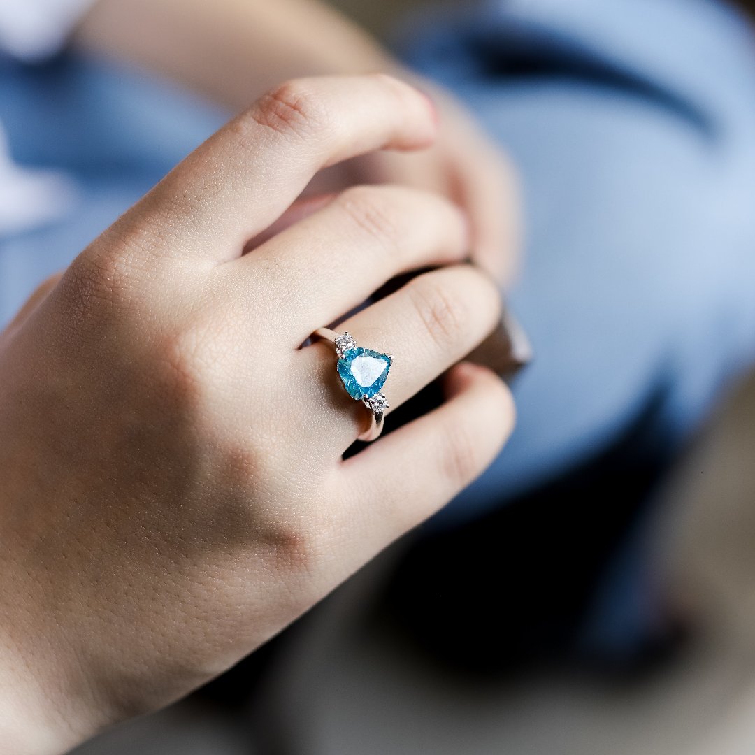 Silver Love Heart Stone Ring with Adjustable Fit