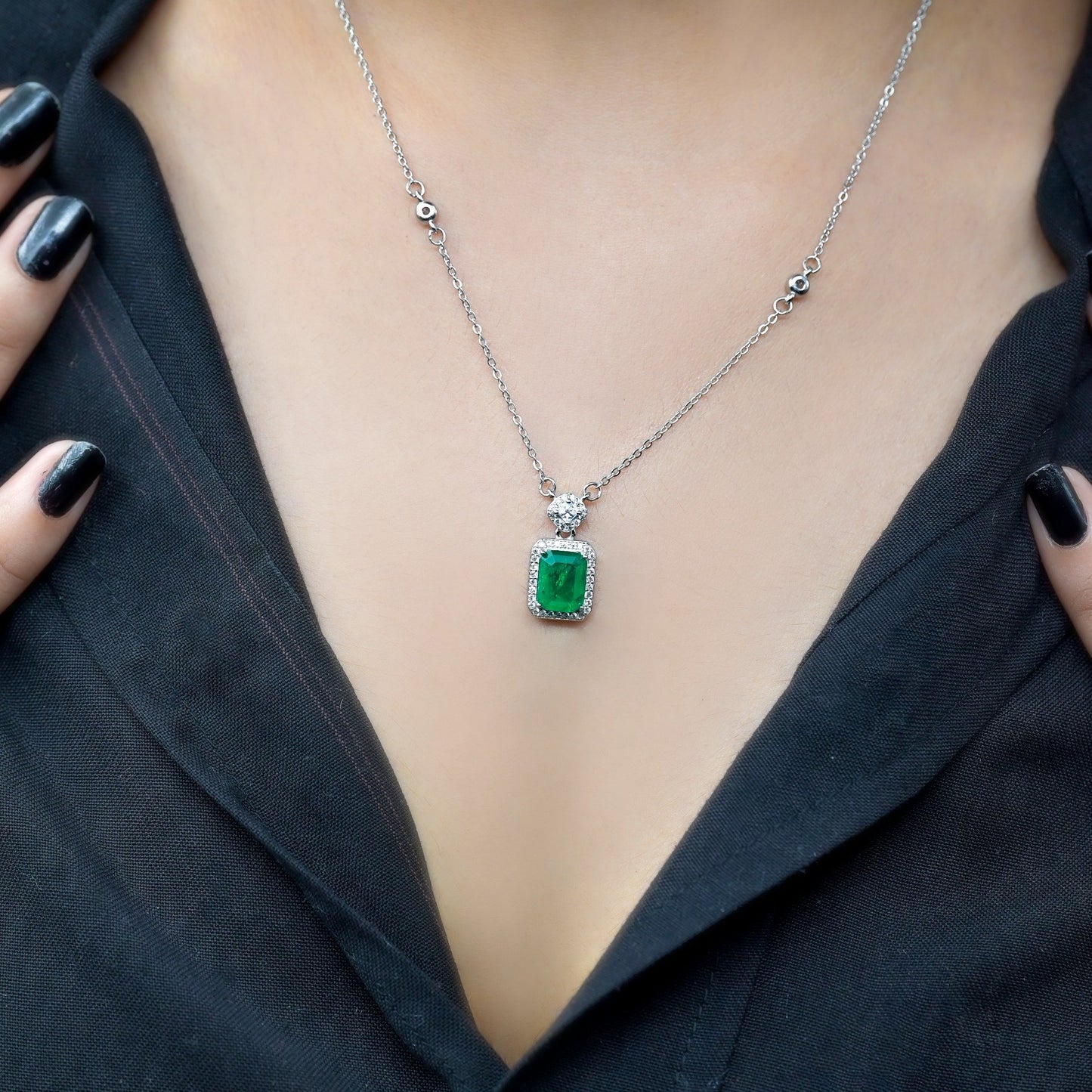 Silver Evergreen Emerald Station Necklace